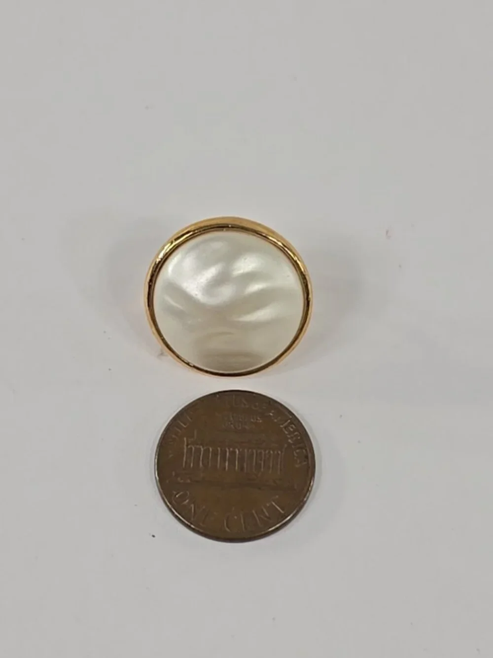 VINTAGE Trifari Gold Tone Faux Pearl Clip‑On Earrings Round Classic Signed......